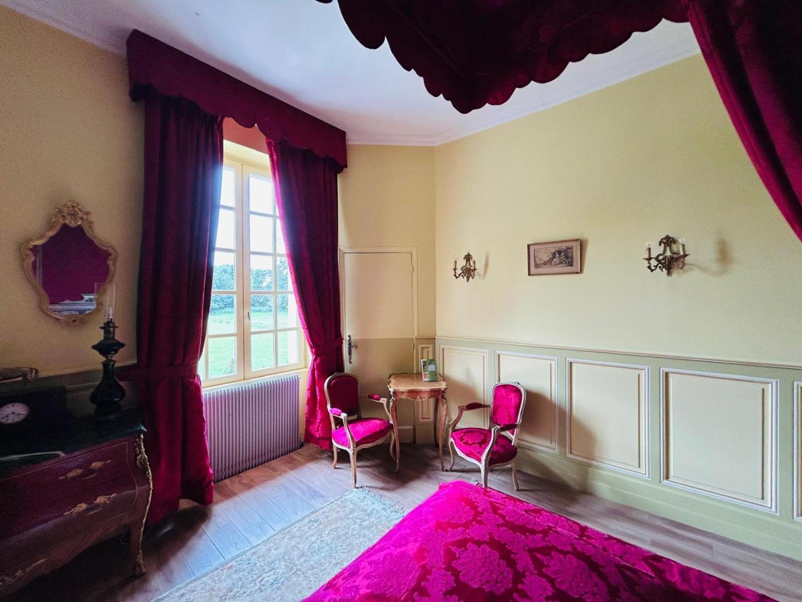 Domaine De L'Orangerie Du Chateau De Motteville Chambres D'Hotes Quarto foto