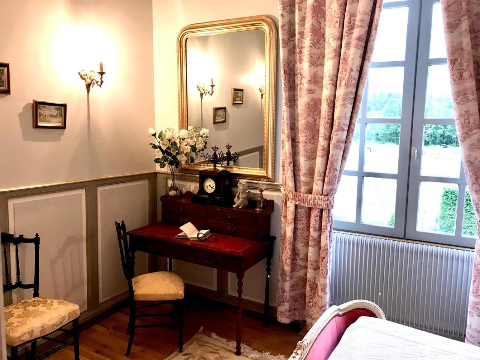 Domaine De L'Orangerie Du Chateau De Motteville Chambres D'Hotes Quarto foto